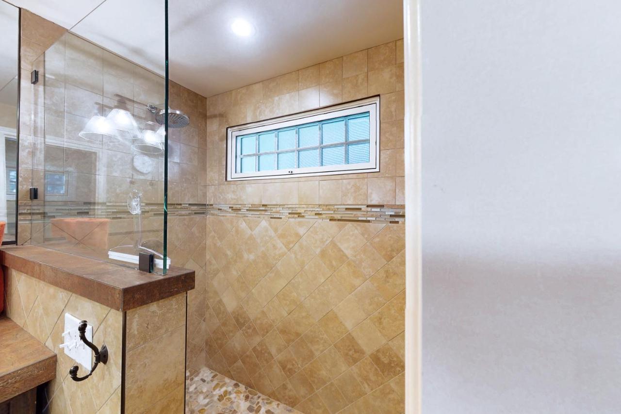 Terrace Retreat Villa Лейк Ароухед Екстериор снимка