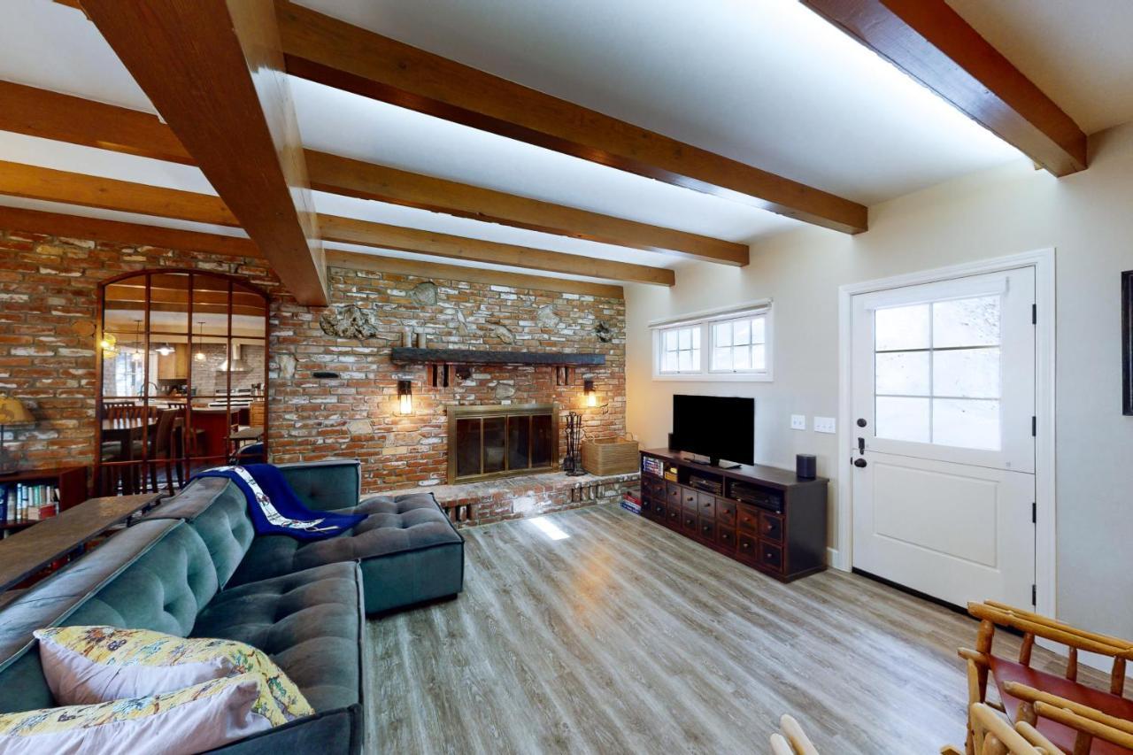 Terrace Retreat Villa Лейк Ароухед Екстериор снимка